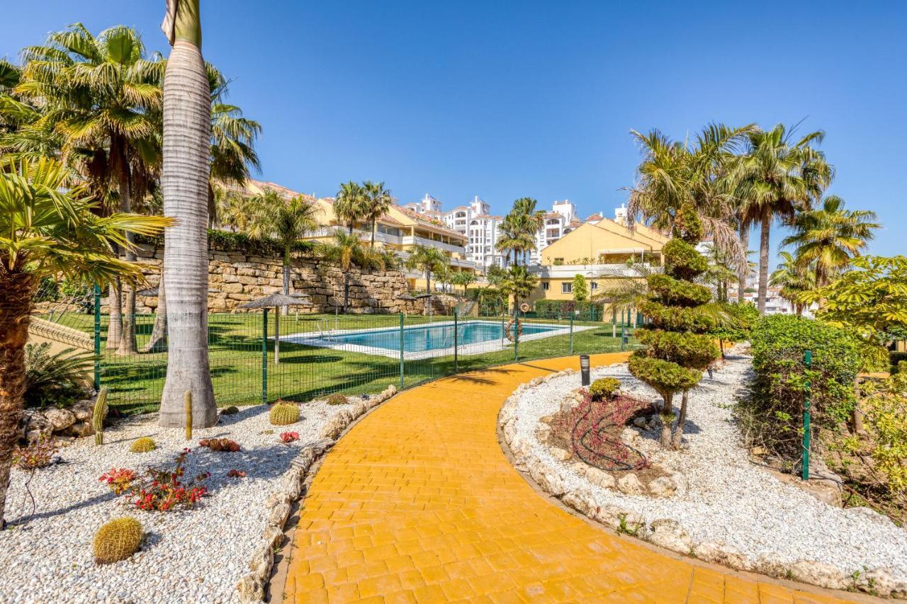 Hanami Puerto Alto Pa 7-7 Apartament Estepona